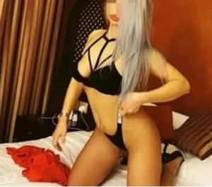 Synthia live escorts in Oakland